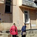 Мэрия Великого Новгорода ищет пристанище для жильцов дома с рухнувшим потолком