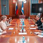 Вероника Минина и глава Якутии обсудили взаимовыгодное сотрудничество между регионами