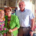 Двадцать правнуков поздравляют с юбилеем  Анну Михайловну Зуеву из Поддорского района
