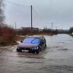 Куда не стоит ездить новгородцам из-за затопленных дорог
