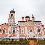 Новгородские спасатели провели пожарные учения на одном из красивейших храмов региона