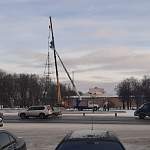 Фотофакт: на главной площади Великого Новгорода скоро появится ёлка. Продолжение