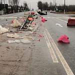 Автокатастрофа в Крестецком районе унесла жизнь дорожного рабочего и покалечила ещё двух