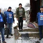 Пострадавшим от подтопления жителям Крестецкого района передали  овощи от фермеров
