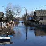 Пострадавшие от паводка жители Новгородской области получили компенсации