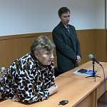 Новгородская пенсионерка выплатит штраф за удар тростью по бедру сотрудницы Росгвардии