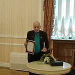 Бедросу Киркорову вручили премию «Человек года. Дорога к Победе»