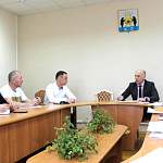 В Великом Новгороде мэрия высказала требования к ремонту дорог