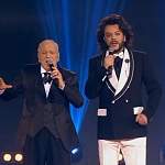 Бедрос и Филипп Киркоровы спели «Алёшу» на праздничном концерте «Песни великой Победы»