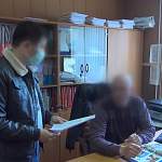 В Новгородской области чиновника обвиняют сразу в нескольких преступлениях