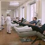 По предложению новгородских профсоюзов расширен список медиков, которые получат выплаты за борьбу с COVID-19