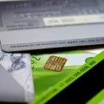 Из-за пандемии выпуск банковских карт в России может стать платным