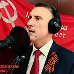 В юбилей легендарного Парада Победы глава Старорусского района исполнил «Песню о Советской Армии»