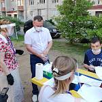 Мэр Великого Новгорода проголосовал за поправки в Конституцию в своём дворе