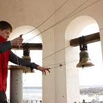 В храмах Новгородской области в честь Дня Крещения Руси прозвучал колокольный звон