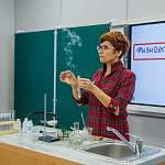 «Акрон» отремонтирует кабинеты химии в восьми новгородских школах 