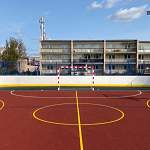 В Боровичах появилась новая многофункциональная спортивная площадка