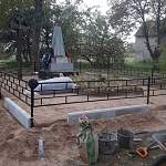 В Новгородской области благоустроили три воинских захоронения и установили семь мемориальных знаков