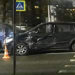 В Великом Новгороде водитель иномарки сбил подростка и устроил двойное ДТП