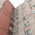 В Великом Новгороде погибла девочка, упав с 12-го этажа 