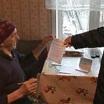 Полицейские помогли 91-летней жительнице Боровичей получить паспорт