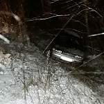 В Парфинском районе по вине пьяной «бесправной» женщины-водителя пострадал двухлетний пассажир