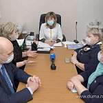 Решение вопросов в сфере здравоохранения стало центральной темой визита Елены Писаревой в Хвойную