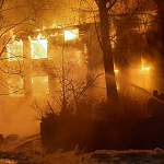 На пожаре в Новгородском районе эвакуировали девять человек. В том числе — трех детей