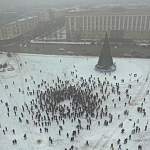 Реальное количество участников незаконного митинга в Великом Новгороде можно увидеть с квадрокоптера