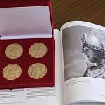 К 800-летию Александра Невского на «Гознаке» изготовили набор медалей, одна из которых посвящена Новгороду