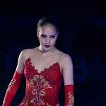 Друг Алины Загитовой неожиданно появился на льду во время шоу Этери Тутберидзе