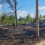 МЧС: В деревне Перелучи сгорели часовня и 20 домов
