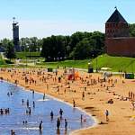 На пляжах Великого Новгорода в купальный сезон будут дежурить спасатели