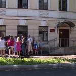 Родители будущих первоклассников не согласны с отказом в зачислении в новгородскую школу № 36