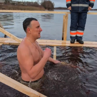 Александр Розбаум окунулся в крещенскую купель