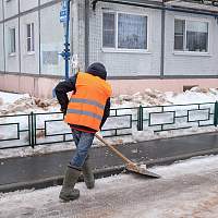 Андрей Никитин потребовал уделять особое внимание качеству уборки дворов и сосулек с крыш домов