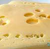 Боровичанин украл более 4,5 кг сыра, съев его со знакомыми