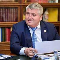 Депутат Госдумы Артём Кирьянов поздравил Александра Дронова с победой на выборах