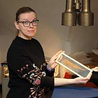 Древние новгородские артефакты представили на выставке в Калининградском музее янтаря