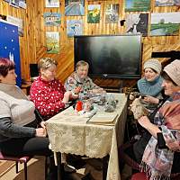 Хвойнинские бабушки участвуют в акции «Тепло материнских сердец»