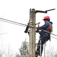 Из-за непогоды 25 населённых пунктов Новгородского района остались без электроэнергии