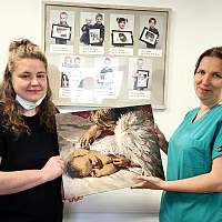 Новгородка преподнесла перинатальному центру трогательный подарок Новгородка преподнесла перинатальному центру трогательный подарок