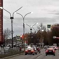 Александр Розбаум рассказал, почему в Великом Новгороде фонари горят днём