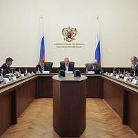 На Госсовете обсудили подготовку кадров для экономики России