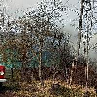 На пожаре в деревне Старорусского района погиб человек