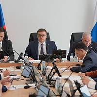 На заседании комиссии Госсовета обсудили возможный рост региональных бюджетов
