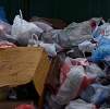 Новгородцам объяснили причины проблем с вывозом мусора
