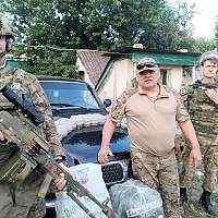 Новгородцы доставили «Волгу» разведчикам в зону СВО Новгородцы доставили «Волгу» разведчикам в зону СВО