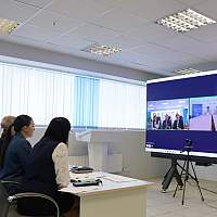 Новгородцы помогают коллегам из Запорожья организовать работу контакт-центра Новгородцы помогают коллегам из Запорожья организовать работу контакт-центра