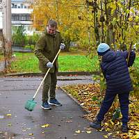 Новгородцы приняли участие в общегородском субботнике